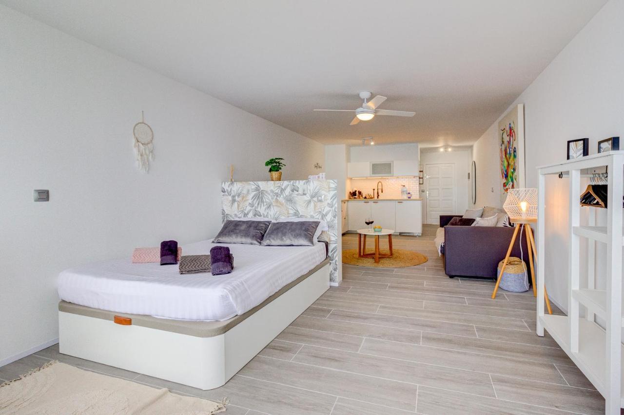 Ocean Loka Apartment Callao Salvaje Exterior foto
